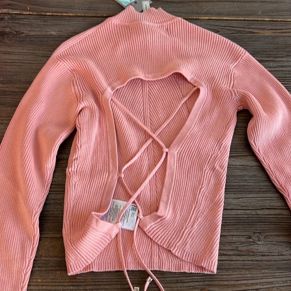 GUEES  WOMEN TOP SIZE L - Picture 4 of 7